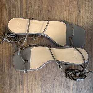 LoQ Roma Strappy Sandal